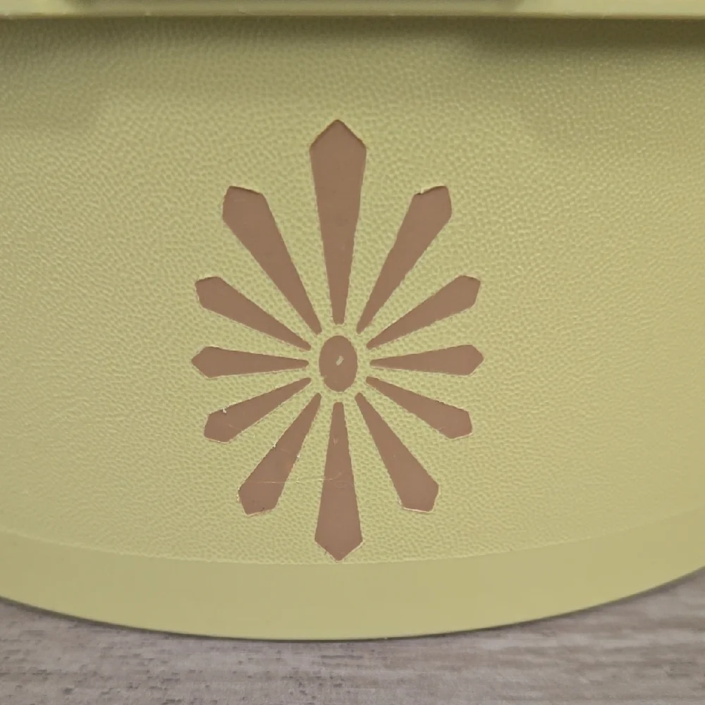 Vintage Tuppeware Yellow Servalier Food Storage Container 1204 and 1205 - Picture 3 of 5